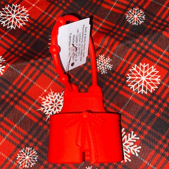 🎄Festive Apron PocketBac Holder-NWT!💚❤️ - Picture 3 of 3